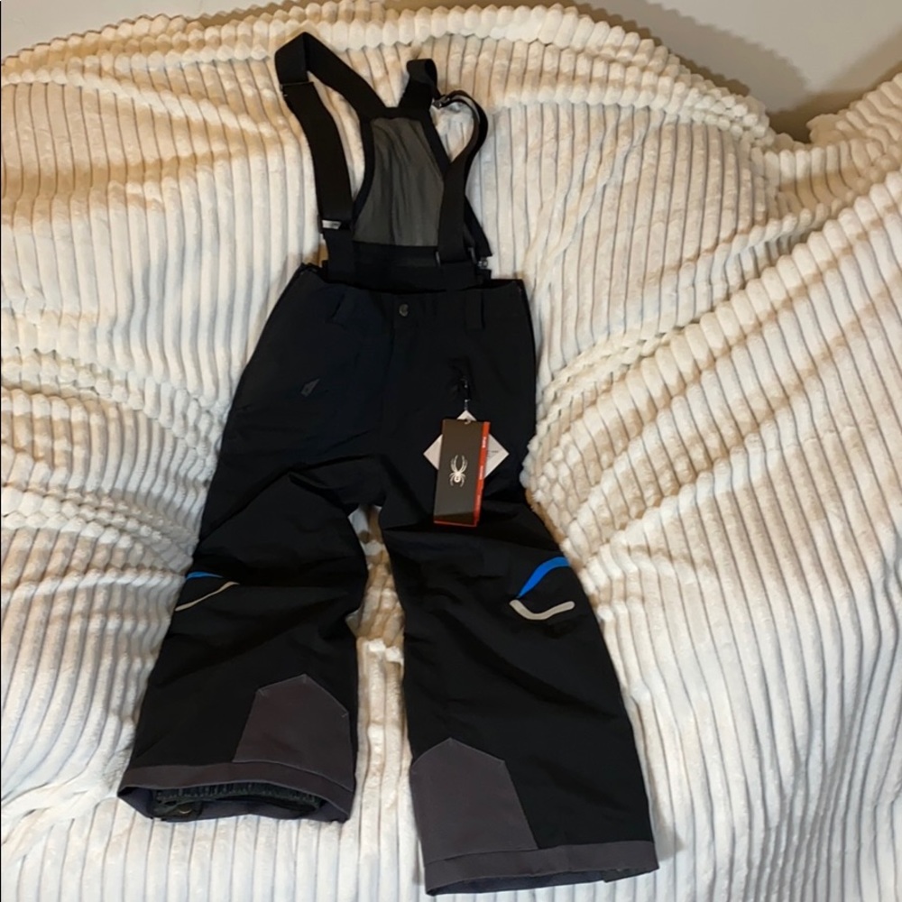Brand new Spyder boys ski pants